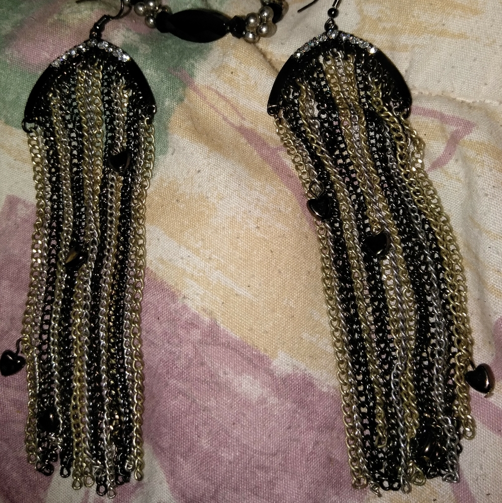 Selling grandmas jewlery!!!!